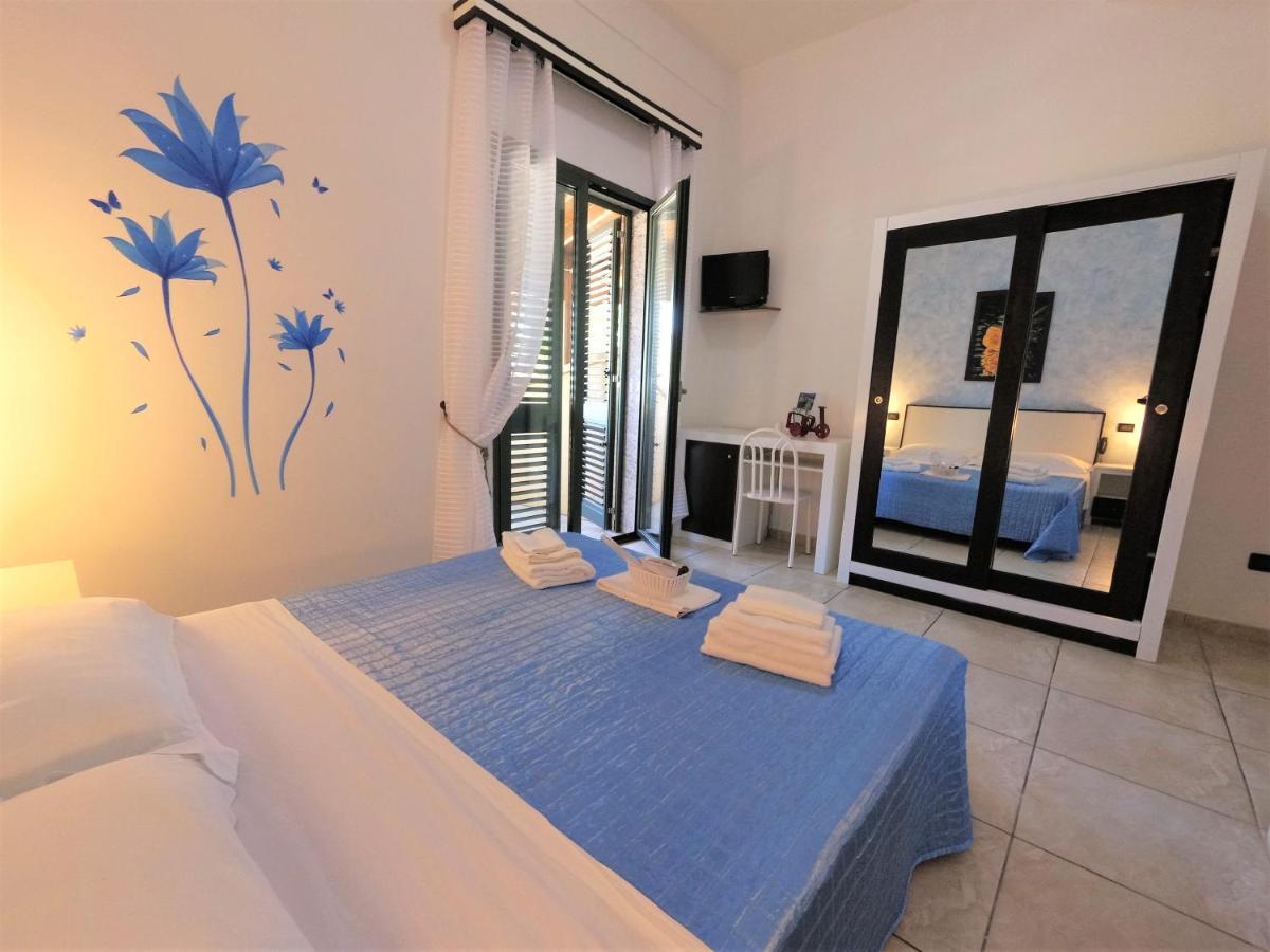 Hotel Alba Chiara Sant'Andrea Salento Eksteriør billede