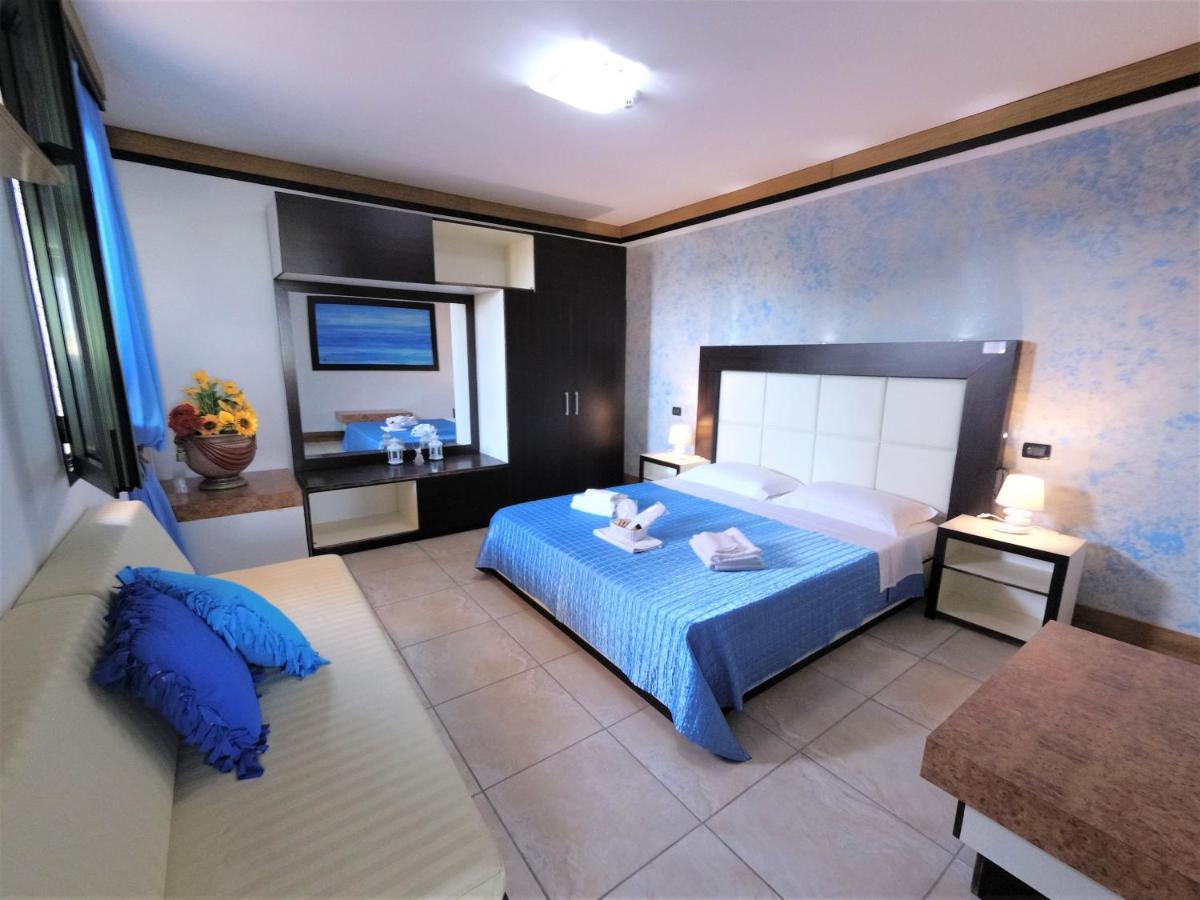 Hotel Alba Chiara Sant'Andrea Salento Eksteriør billede