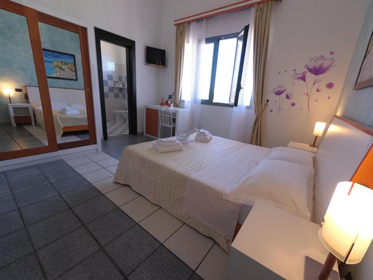 Hotel Alba Chiara Sant'Andrea Salento Eksteriør billede